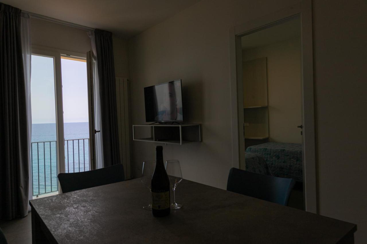 Suite Bordonaro Luxury Apartments Cefalu Bagian luar foto